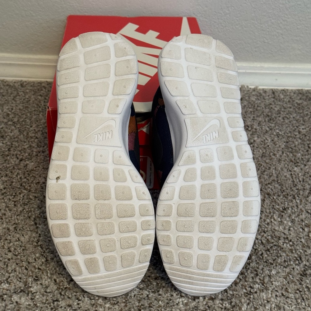 Y2K 2010 Nike Roshe One Knit Jaquard Print BRAND NEW WITH BOX - Picture 5 of 6